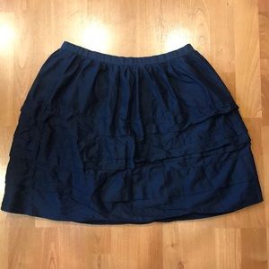 Gap skirt